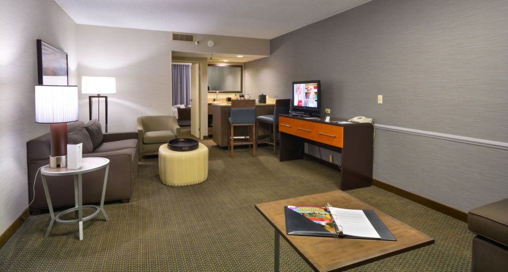 Embassy Suites By Hilton Denver Central Park Room photo
